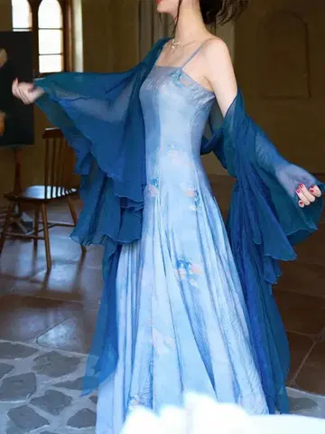 나비 아가씨의 튤 숄 Miss Egg 마누스마시나