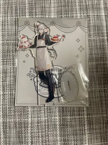 누이 스토어 1주년 기념 굿즈 쿠츠하 아크릴 스탠드