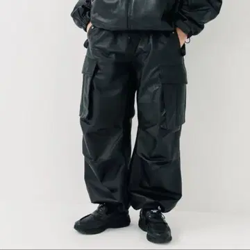 CLESSTE LEATHER CITY MILITARY PANTS 레어 1