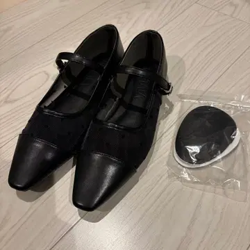 곰만산 콜라보 vivian 하트 펌프스 M 사이즈