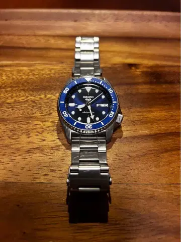 세이코 자동 와인딩 손목시계 청흑