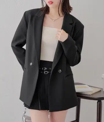 Chico 소매 슬릿 오버 사이즈 자켓