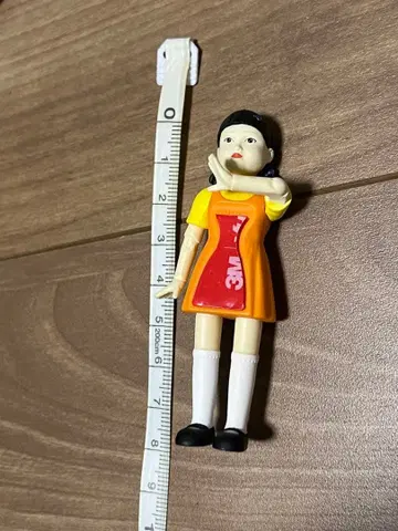 casetify 케이스티파이 오징어 게임 콜라보 영희 인형