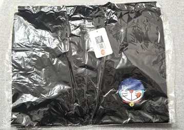 [ 새상품 미개봉 ] NEW ERA 뉴에라 도라에몽 T셔츠 L 사이즈