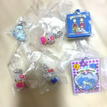 산리오 헬로키티 메지루시 참