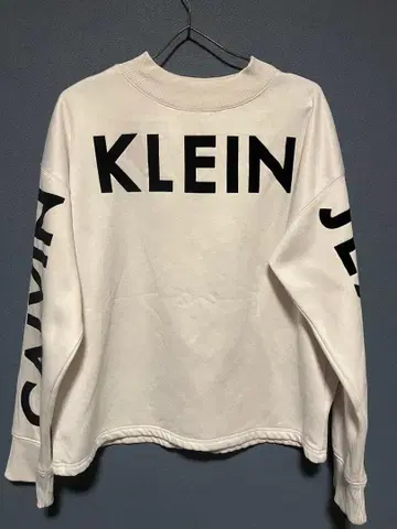 캘빈클라인 트레이닝복