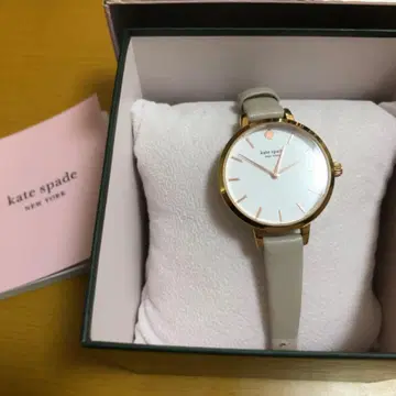 케이트 스페이드 화이트 가죽 손목시계