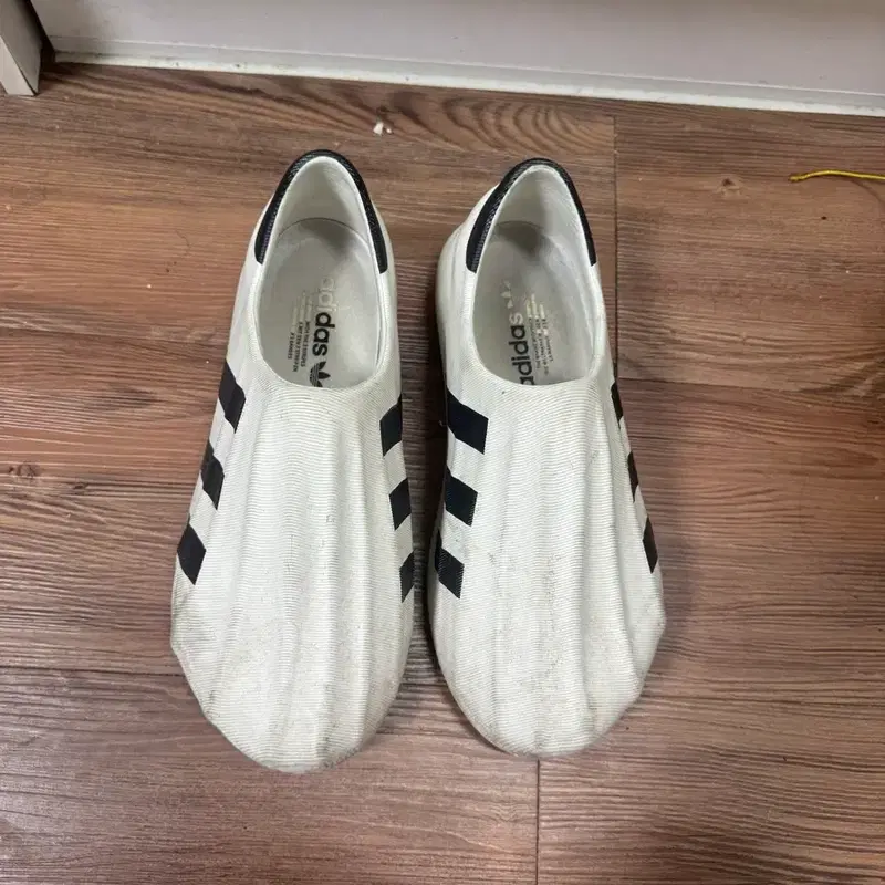 아디다스 아디폼 270