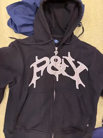 펑크앤드요 P&Y 블랙 후드티