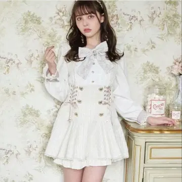 LIZLISA 셋업 화이트 양산형 지뢰계