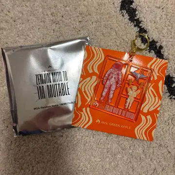 미세스 그린애플 젠진 아크릴 키링 E 가챠