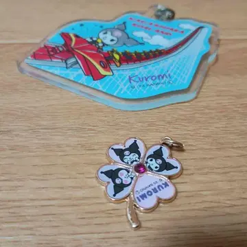 쿠로미 (포지티브) 클로버 키체인 산리오 & 나가시마 리조트 한정판