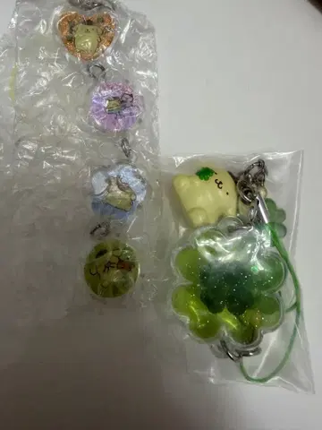 시크릿 구슬 스티커풍 액세서리 클로버 스트랩 폼폼푸딩