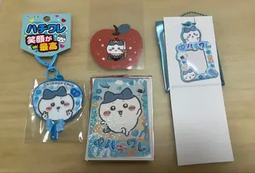 치이카와 랜드 이케부쿠로 부채형 키링 사진 홀더 카드 하치와레