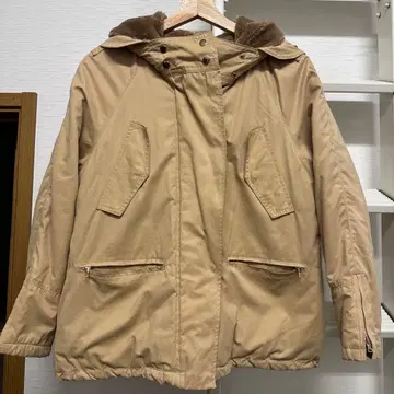 ZARA 후드 부착 베이지 다운 자켓 13/14