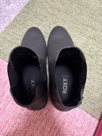 ROXY 블랙 부티 엘라스틱 사이드