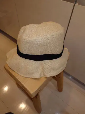 comesandgoes 햇 1LDK universal products