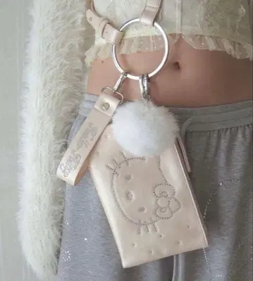 HELLO KITTY 참 파우치 숄더 페리큐어