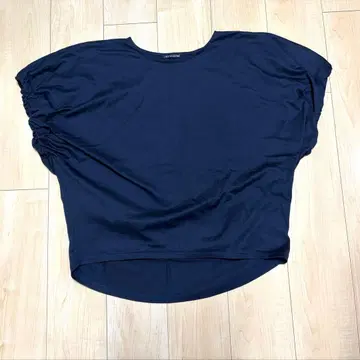 미즈이로 인드 돌먼 네이비 티셔츠