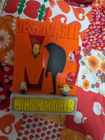 미니언즈 거치형 램프