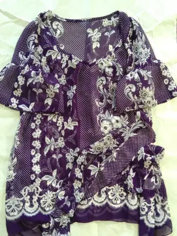 가격 인하 중 TORNADO MART 튜닉 스타일 블라우스 (리본 포함)