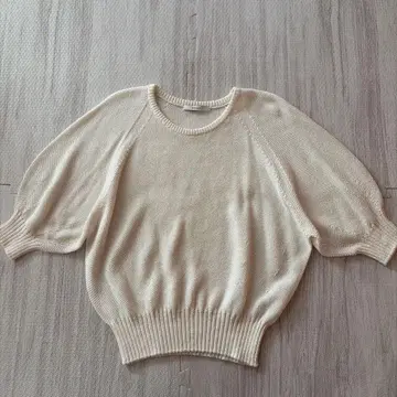 새상품급 *아나이 ANAYI 와시카노코 퍼프 슬리브 풀오버 크림 38