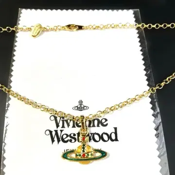 비비안 토성 모티브 목걸이