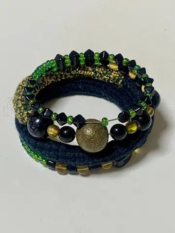 [중고] 비즈 크로셰 4연 팔찌