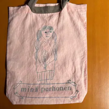 미나 페르호넨 토트백