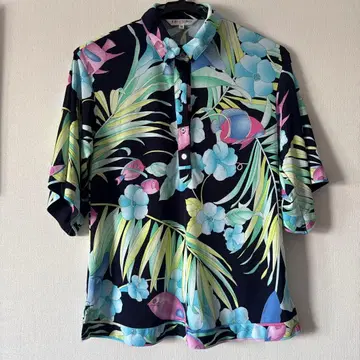 LEONARD SPORT 플라워 무늬 반팔 셔츠 38(9호)