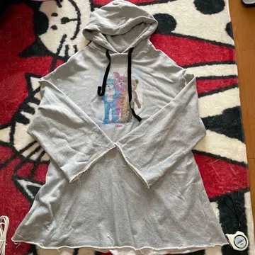 CANDY STRIPPER 후드 부착 긴팔 원피스 그레이