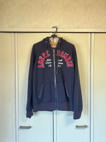 Abercrombie & Fitch 네이비 후드티 X-LARGE