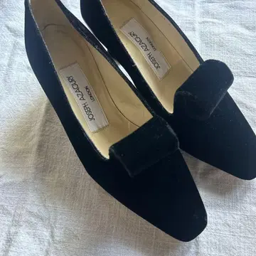 JOSEPH AZAGURY 블랙 벨벳 하이힐