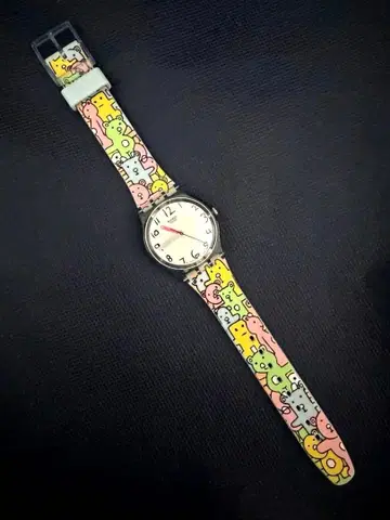 Swatch 컬러풀 패턴 손목시계