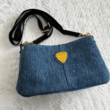 새상품에 가까운 미사용 ATAO 아타오 치비 데님 숄더백