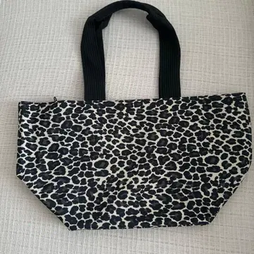 에르베샤 펠리에 1028F 보트형 숄더 팬서 블랑