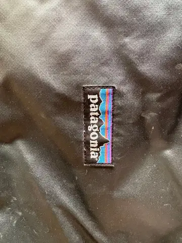 patagonia 블랙 더플백