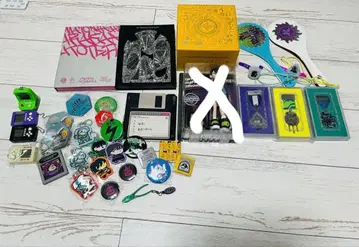 계속 한밤중이면 좋을 텐데. CD, 굿즈, 훈장 등