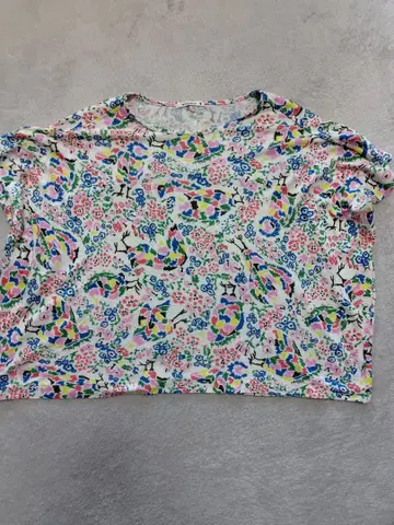 미나 페르호넨 반팔 T셔츠