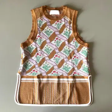 마메쿠로구치 슬리브리스 니트 사이즈 2