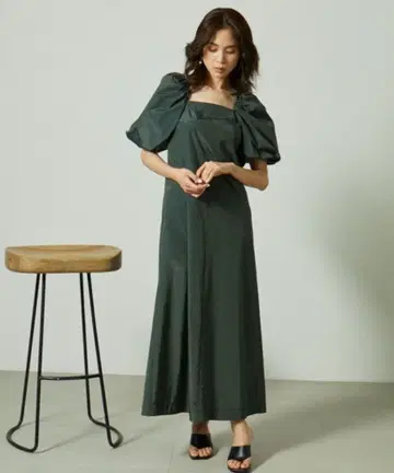 SNIDEL 볼륨 슬리브 내로우 원피스