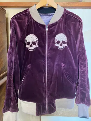 루드 갤러리 스컬 자수 벨벳 스카잔 남성용 리버서블