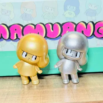 [ 고귀함 세트 ] 마무안 짱 궁극의 금은 커플 세트 서로 바라보는 2명