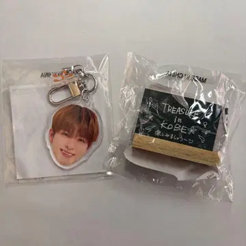 TREASURE 희로애락 얼굴 아크릴 키링 아사히 블랙 보드