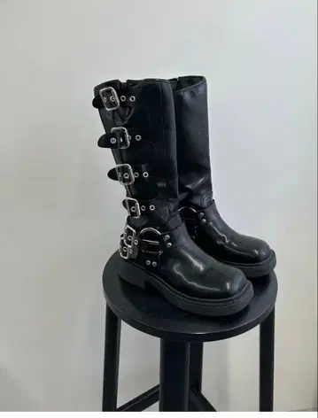 벨트 디자인 바이커 부츠 emmy