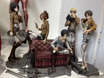 진격의 거인 제일복권 자유로의 진격 피규어 5체 컴플리트 세트