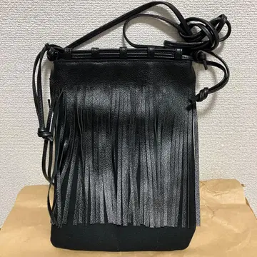 캠퍼스 프리지 금차