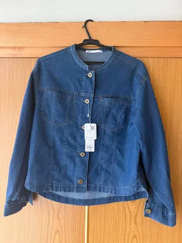 미사용 새상품 ikka x 곤도 치히로 데님 자켓 데님 블루종 데님 셔츠