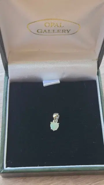 오팔 펜던트 탑 하트형 925 실버 호주 기념품
