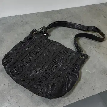 00s archive shoulder bag leather y2k